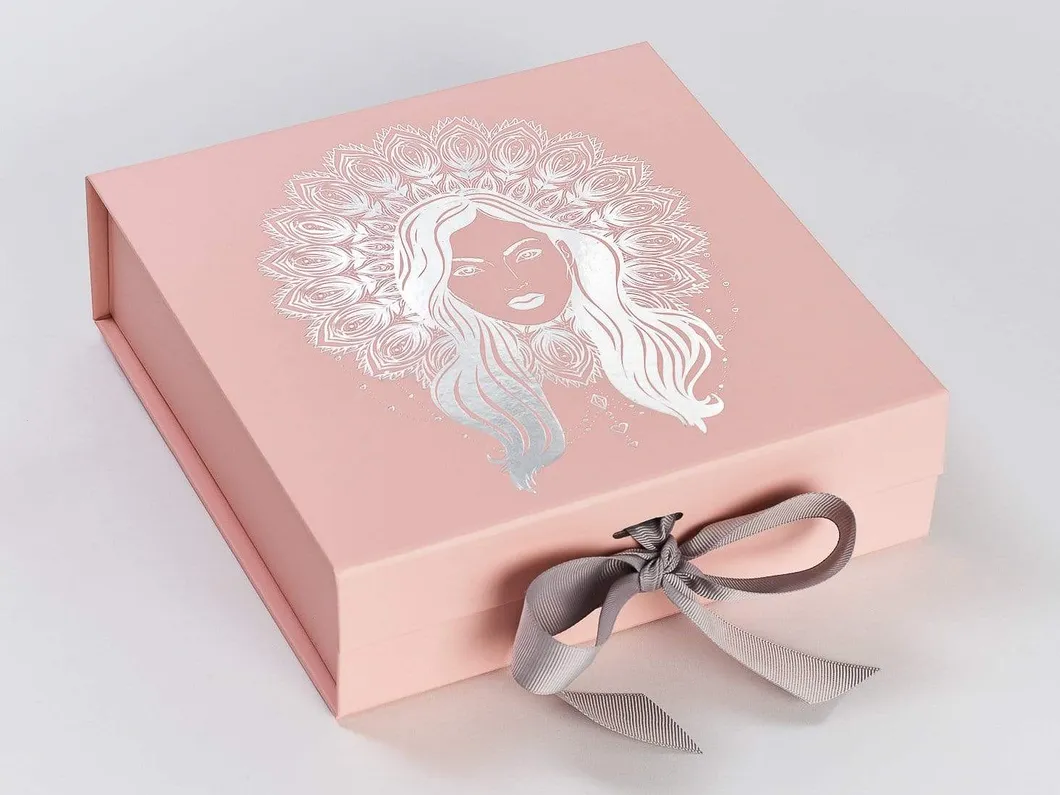 Custom Pink Small Paper Packaging Folding Boxes with Hot Gold Logo