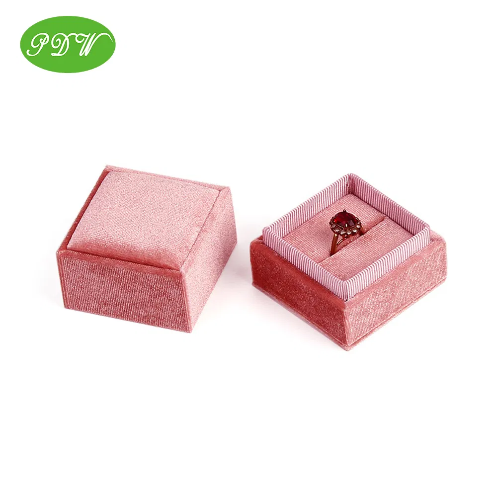 Custom Printing Gold Foil and UV Black Carton Flap Shipping Box Black Box Cardboard Packaging Mailer Corrugated