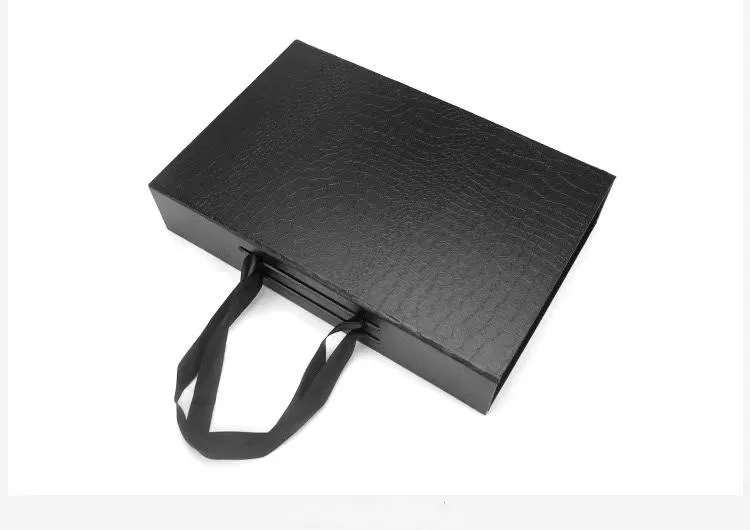 High Quality Custom Paper Made Luxury Black Magnetic Gift Box for Bra